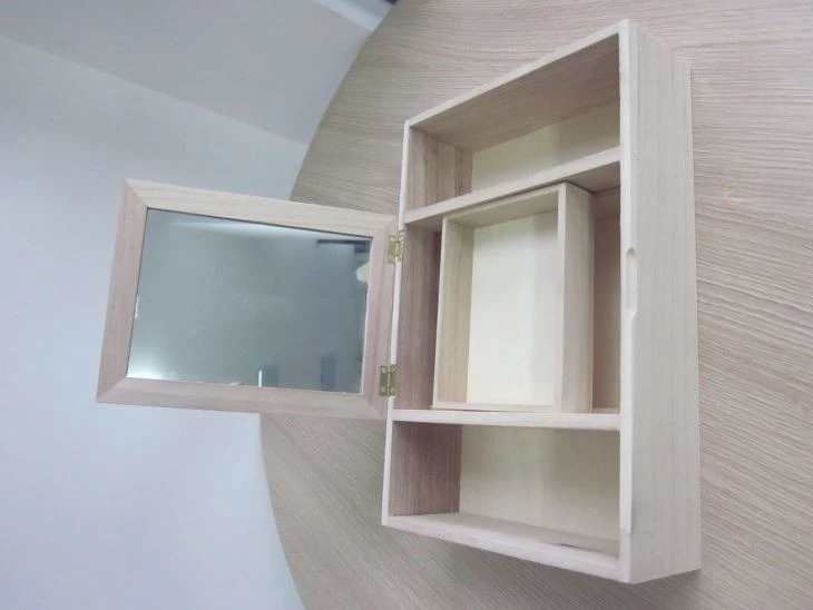 Joyero de madera maciza