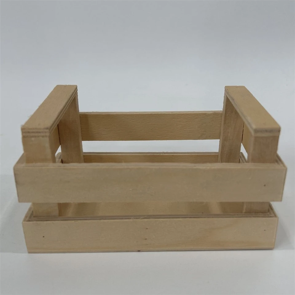 Canasta de madera contrachapada
