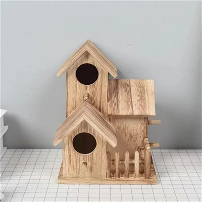 Pajarera de madera de bricolaje