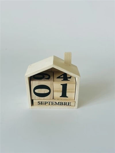 Calendario de madera