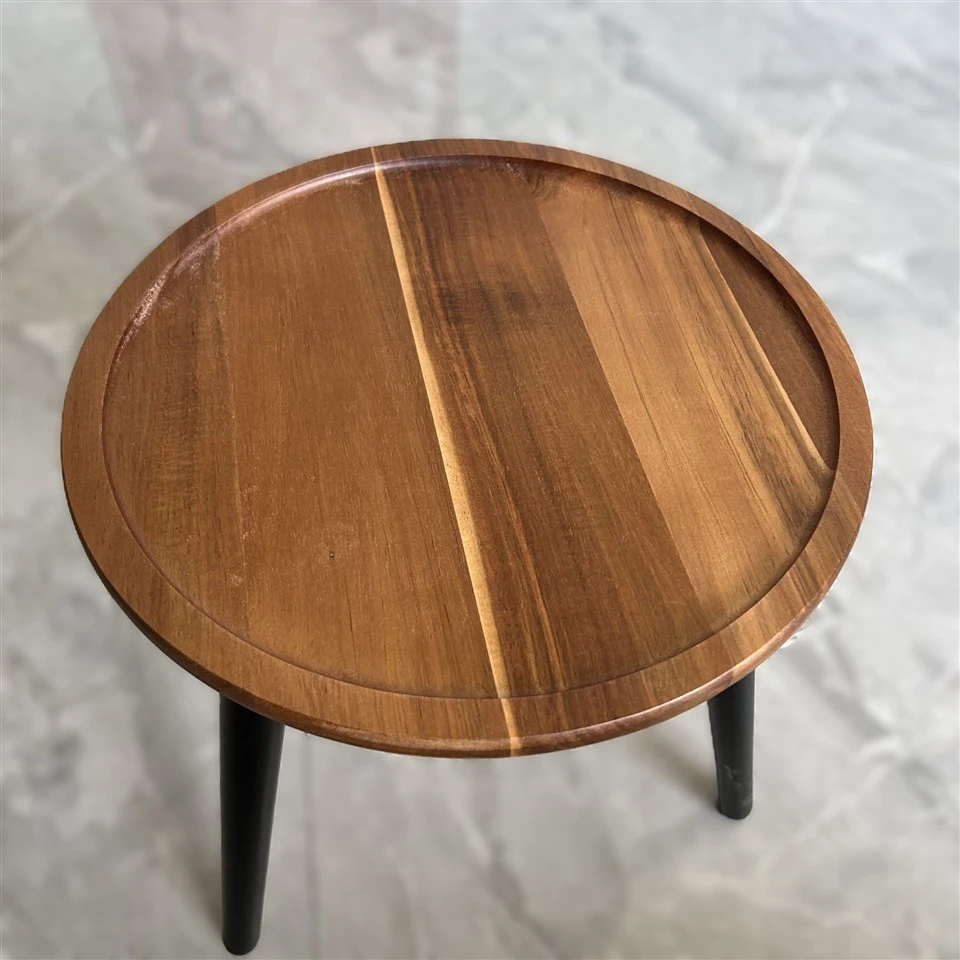Mesa redonda de madera